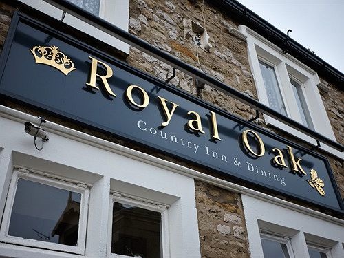 The Royal Oak Hotel Settle Exterior photo